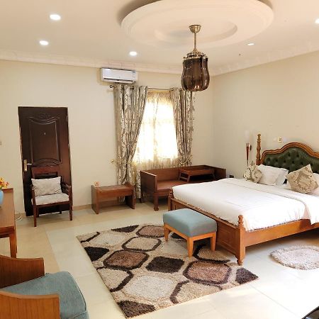 Afri-Royal Hotel Accra Bagian luar foto